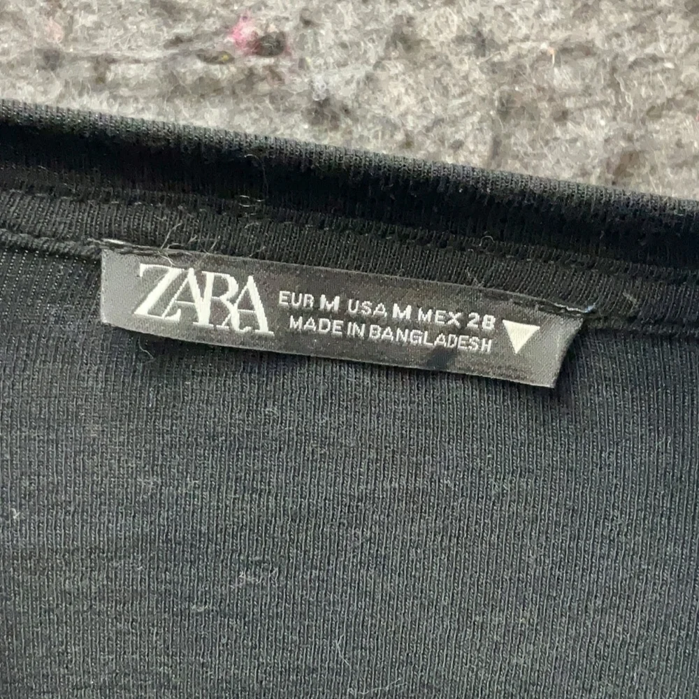 Zara Cotton Long Sleeve Crop Top - M